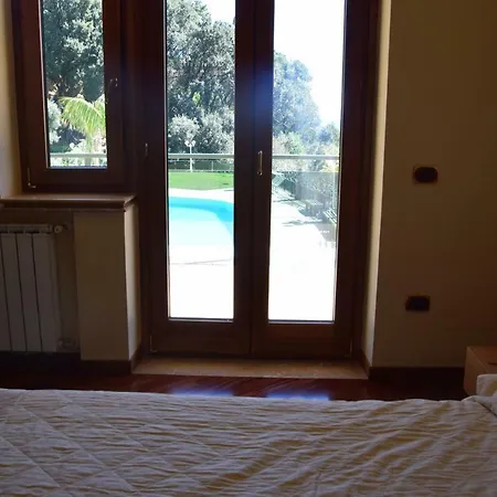 Apartamento Holiday Family - Big On The Swimming Pool In Front Of Capri Nápoles